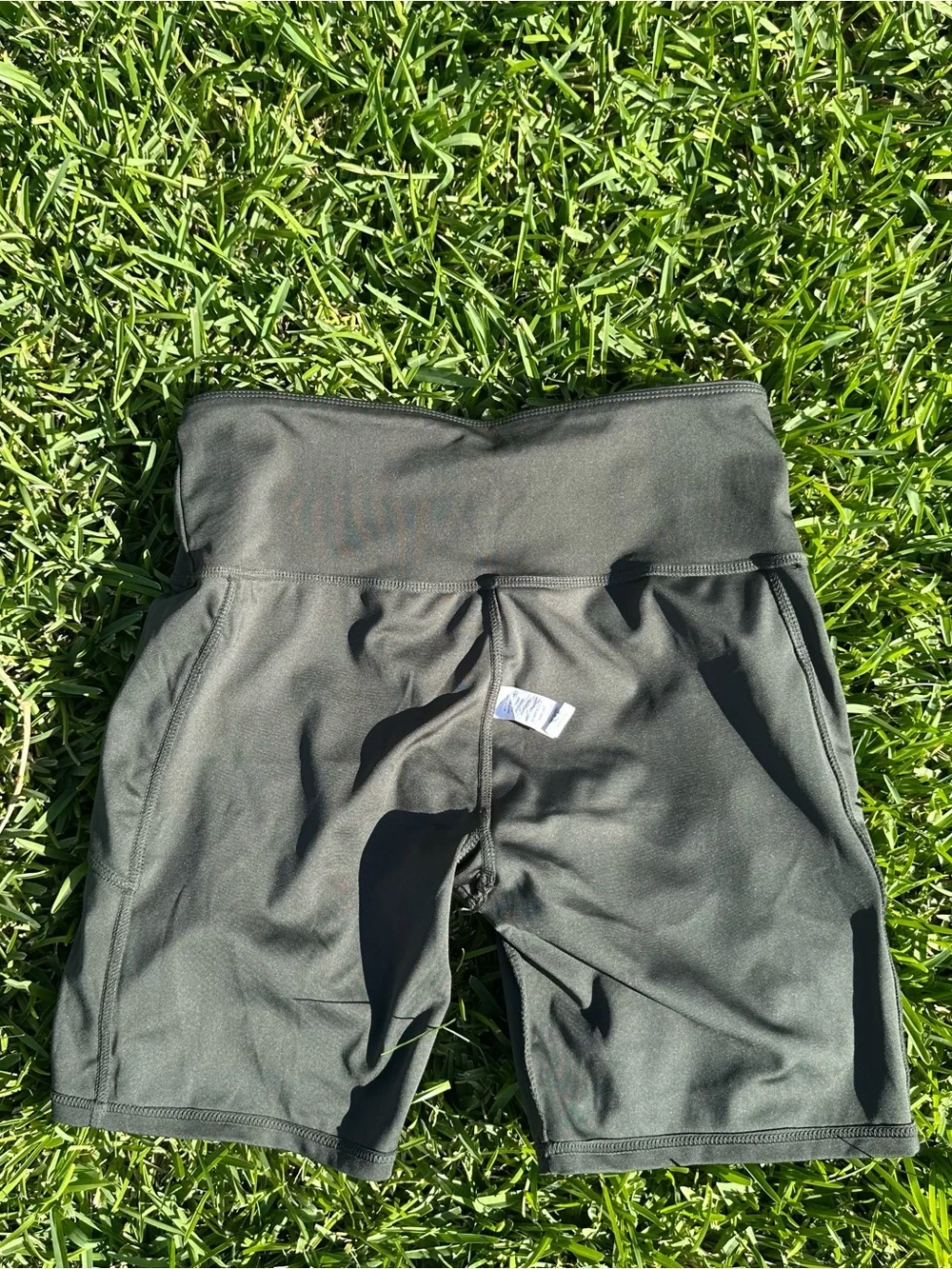 Otos Women's Charcoal Grey High-Rise Athletic Bike Shorts with Pockets